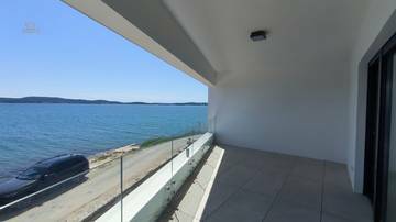 Thumbnail von Newly built apartments directly on the sea - with roof terrace