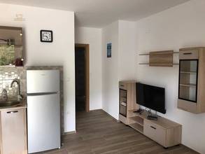 Thumbnail von House with four apartments, Senj region