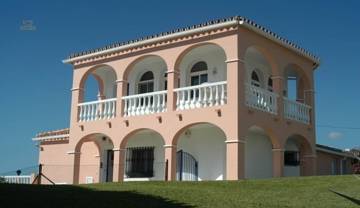 Thumbnail von villa for sale in - Mijas Costa