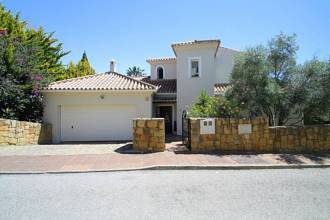 Thumbnail von villa for sale in - La Duquesa <