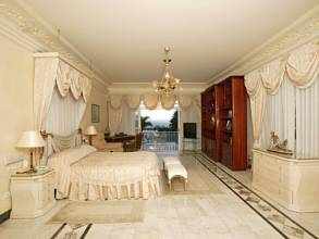 Thumbnail von villa for sale in - Puerto Banus