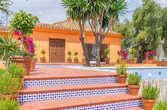 Thumbnail von villa for sale in - Nueva Andalucia