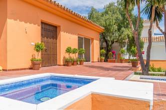 Thumbnail von villa for sale in - Nueva Andalucia