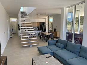 Thumbnail von Modern villa with swimming pool near the sea