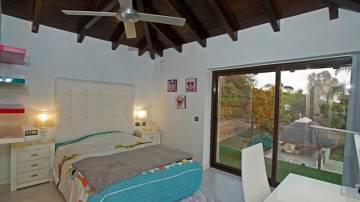 Thumbnail von villa for sale in - Las Brisas