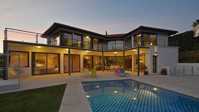 villa for sale in - Las Brisas