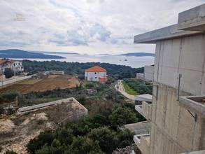 Thumbnail von Modern new-build apartments on the 3rd floor (top floor), Trogir region
