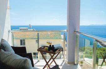 Thumbnail von House with three apartments and pool on the south coast of the island of Korcula