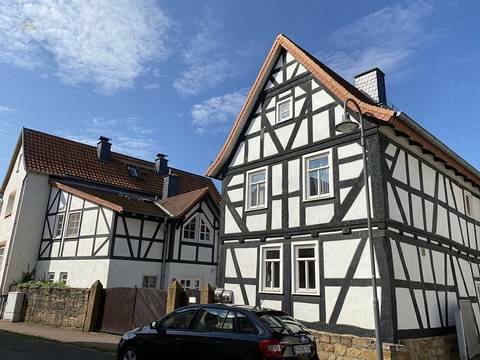 Bauplatz in Randlage plus 2 Häuser für Investoren und Eigennutzer! 15443