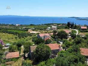 Thumbnail von Traditional semi-detached house with sea view in a quiet location