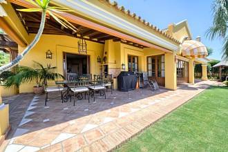 Thumbnail von Villa--Detached for sale in - Los Almendros
