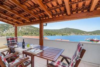 Thumbnail von Multi-family house with panoramic sea view, Vinišće region
