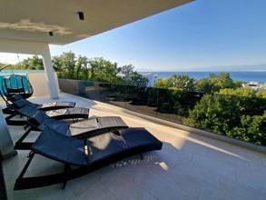 Thumbnail von Penthouse mit privatem Swimmingpool