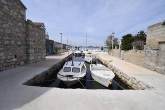 Thumbnail von Charming stone house near the sea