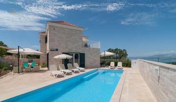 Villa in ruhiger Lage mit Panorama Meerblick, Insel Brac