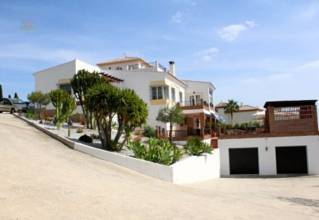 	 villa for sale in - Nerja 