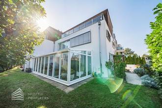 Thumbnail von Geräumige Luxus-Villa in Neustift