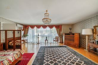 Thumbnail von Geräumige Luxus-Villa in Neustift