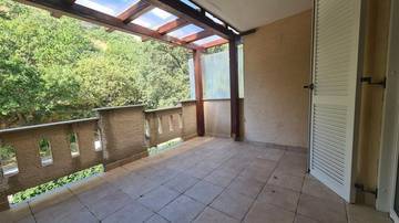 Thumbnail von Well-maintained multi-family house with sea view, island of Pag