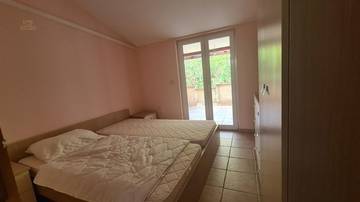 Thumbnail von Well-maintained multi-family house with sea view, island of Pag