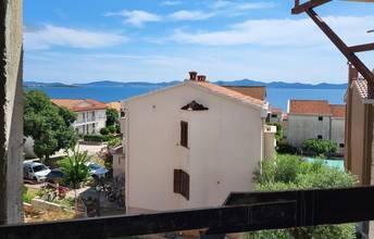 Thumbnail von Apartments in a prime suburban location with sea view, Zadar