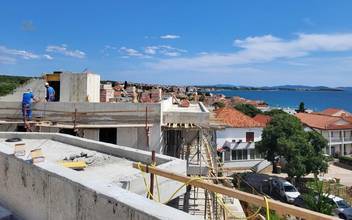 Thumbnail von Apartments in a prime suburban location with sea view, Zadar