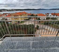 Mehrfamilienappartement mit Meerblick, Insel Ciovo