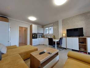 Thumbnail von Stylish ground-floor apartment in Novalja