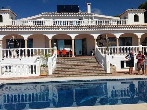Luxus-Villa in Mijas R2745848 