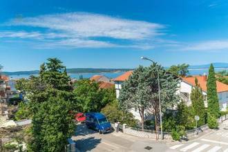 Thumbnail von Gepflegtes Mehrfamilienhaus mit Meerblick in Selce