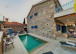 Thumbnail von Mediterrane Villa mit Pool nahe dem Meer, Insel Pasman
