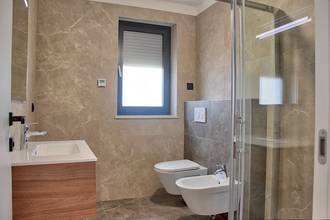 Thumbnail von Modern penthouse with rooftop terrace and panoramic views of the city and the sea