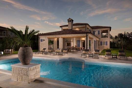 Mediterrane Villa mit Pool und Sportplatz, Kanfanar Region Istrien