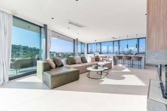 Thumbnail von Modern luxury villa with swimming pool and sea view