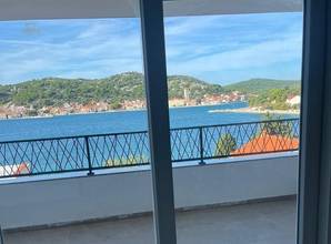 Thumbnail von Luxurious two-story apartment with breathtaking sea views