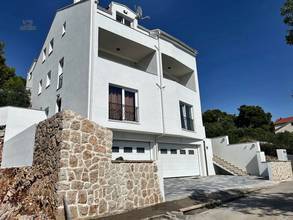Thumbnail von Luxurious two-story apartment with breathtaking sea views