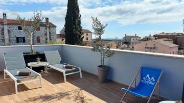 Thumbnail von Appartementhaus mit drei Wohnungen, Region Rovinj