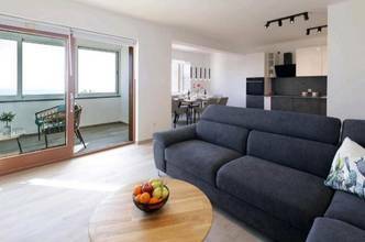 Thumbnail von Modern eingerichtetes Appartement mit Meerblick, Opatija Riviera