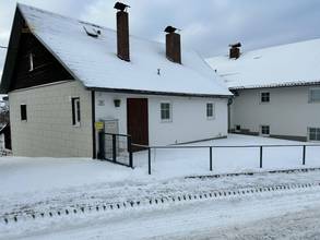Thumbnail von Historic house with potential and land for development (auction process)
