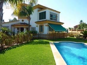 	 villa for sale in - Las Chapas 