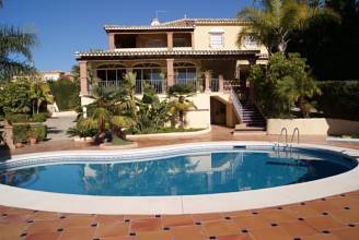 	 villa for sale in - El Paraiso 
