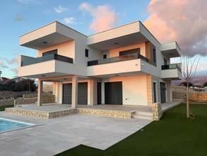 Moderne Villa mit traumhaften Meerblick, Region Novalja
