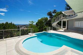 Thumbnail von villa for sale in - El Madroñal