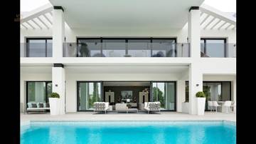 villa for sale in - Nueva Andalucia 
