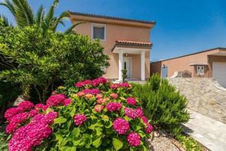 Thumbnail von Villa with a granny flat, pool, and beautiful sea view