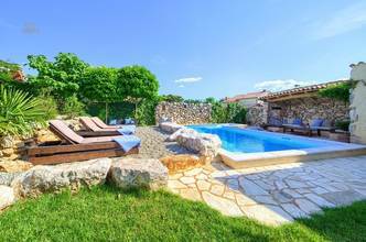 Thumbnail von Mediterrane Villa mit Pool und Meerblick