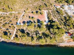 Thumbnail von Large building plot in a dreamlike location in the first row