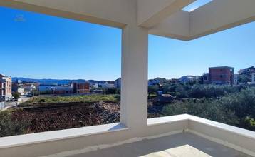 Thumbnail von Modern villa with pool and sea view