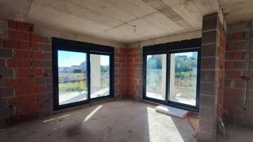 Thumbnail von Modern villa with pool and sea view