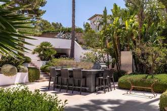 Thumbnail von Moderne State-of-the-art Villa mit schönem Meerblick und Swimmingpool